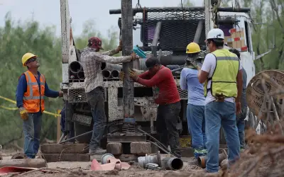 México intensifica operativo de rescate para cuatro mineros atrapados en mina de Sinaloa
