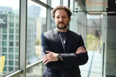 OpenBank supera un año complejo con crecimiento en México