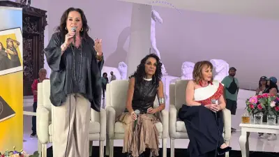 Pandora celebra 40 años con libro que revela imágenes e historias inéditas del trío