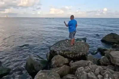 Pemex promueve turismo en playas de Veracruz tras derrame petrolero