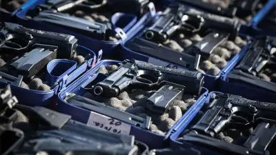 Proponen cárcel para padres si sus hijos portan armas en escuelas de la CDMX