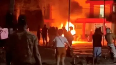 Protestas y vandalismo en Cuba tras apagones prolongados; Díaz-Canel advierte sin impunidad