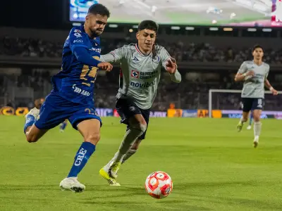 Pumas remonta contra Cruz Azul en jornada polémica del Clausura 2026