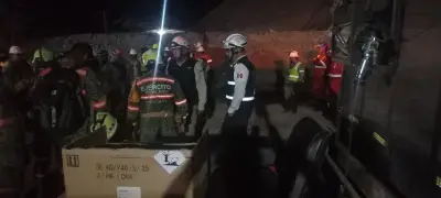 Refuerzan labores de rescate en mina colapsada de Sinaloa con personal de CFE y Grupo Frisco
