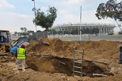 Reparación del Socavón en el Estadio Azteca Continúa Tras Hallazgo