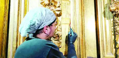 Restauran el majestuoso Retablo de Los Reyes en la Catedral Metropolitana de México