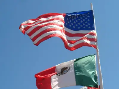 Revisión del T-MEC inicia solo entre México y EU; Canadá ausente en negociaciones