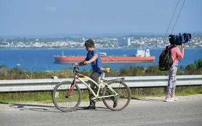 Sheinbaum dona 20 mil pesos a Cuba: aclara que es una decisión personal