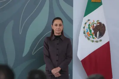 Sheinbaum Inaugura Nueva Era con Conferencia Mañanera en Vivo desde Palacio Nacional