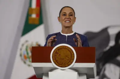 Sheinbaum revela que Felipe Calderón asesora a Díaz Ayuso en críticas sobre Conquista