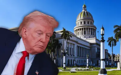 Trump afirma que Cuba vive sus 'últimos momentos' y negocia acuerdo con La Habana
