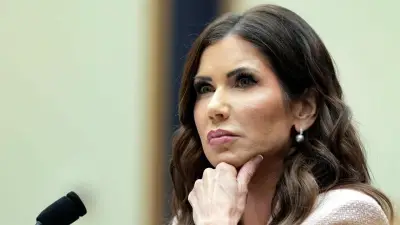 Trump destituye a Kristi Noem como secretaria de Seguridad Nacional