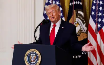 Trump insiste: Sheinbaum 'no debió rechazar' su oferta de ayuda contra carteles