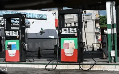 Trump minimiza llegada de petróleo ruso a Cuba: '¡Tienen que sobrevivir!'