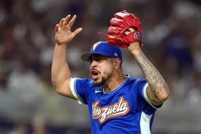 Venezuela pone fin al reinado de Japón en el Clásico Mundial de Béisbol