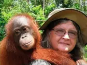 Adiós a dos figuras: Jorge Kahwagi y la primatóloga Biruté Galdikas