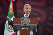 AMLO rompe su retiro para pedir donaciones económicas a Cuba y defender su soberanía