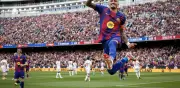 Barcelona aplasta al Sevilla con tripleta de Raphinha y celebra el emotivo regreso de Gavi