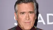 Bruce Campbell, ícono de 'The Evil Dead', revela diagnóstico de cáncer tratable