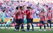 Chivas de Milito persigue la histórica racha de Almeyda en el Estadio AKRON