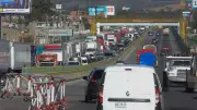 Cierre vial en autopista México-Puebla por obras del Trolebús Chalco-Santa Martha