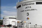 Conflicto en Medio Oriente podría disparar el precio de la turbosina en México