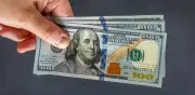 Conflicto en Medio Oriente presiona al peso mexicano: dólar cotiza en $17.38