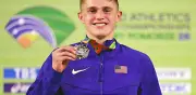 Cooper Lutkenhaus, el prodigio de 17 años que brilla con oro mundial en 800 metros