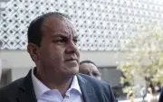 Cuauhtémoc Blanco llega en camioneta sin placas al México vs Portugal