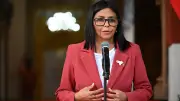 Delcy Rodríguez solicita a Donald Trump eliminar sanciones contra Venezuela en reunión con Colombia