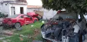 Desmantelan finca en Zapopan utilizada para remarcar autos robados