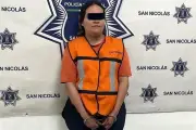 Detienen a mujer por robo de chatarra en tren de carga en Nuevo León