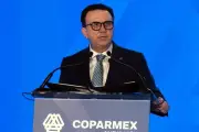 Expertos urgen priorizar economía sobre reforma electoral en México