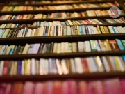 Fernanda Trías advierte sobre la exigencia de escritura 'plana' en el panorama editorial actual