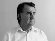 Gerald Murnane: El escritor ermitaño australiano que desafía la novela convencional