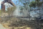 Incendio de Pastizal Consume Lecho del Río Santa Catarina en Nuevo León