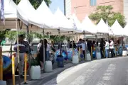 Intervienen balones con arte regio en el centro de Monterrey