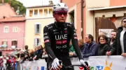 Isaac del Toro gana etapa 6 de la Tirreno-Adriático con remontada épica y lidera la general