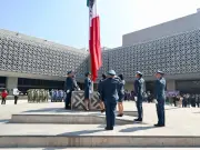 Izamiento de bandera en San Lázaro honra a pioneras del fútbol femenil mexicano
