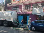 Iztacalco duplica servicio de pipas y atiende más de 160 solicitudes de agua en 11 días