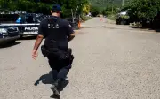 Juez libera a 11 policías de Michoacán vinculados a narcobloqueos tras muerte de 'El Mencho'