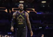 LeBron James rompe récord histórico de anotaciones en la NBA
