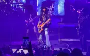 Lenny Kravitz electriza Guadalajara con su gira Blue Electric Light