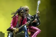 Lenny Kravitz ilumina el escenario del Vive Latino con su energía única