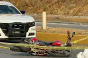 Motociclista pierde la vida tras derrapar en carretera de Texcoco