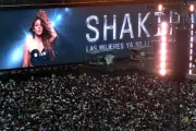 Multitudinaria Espera por Shakira en el Zócalo de la Ciudad de México