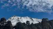 Nevado de Toluca se cubre de blanco en primavera por lluvias y frío