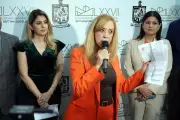 Organizaciones civiles luchan por preservar programas de apoyo a mujeres en México