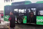 Pasajeros Escapan Ilesos de Incendio en Autobús en México