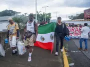 Políticas de Trump incrementan migrantes varados en Tapachula, Chiapas